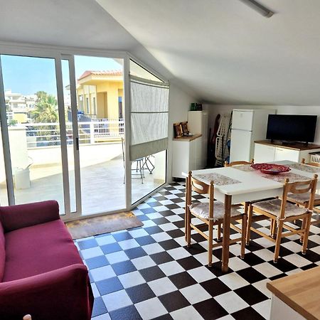 Terrazza Sul Porto Apartment Сколити Екстериор снимка