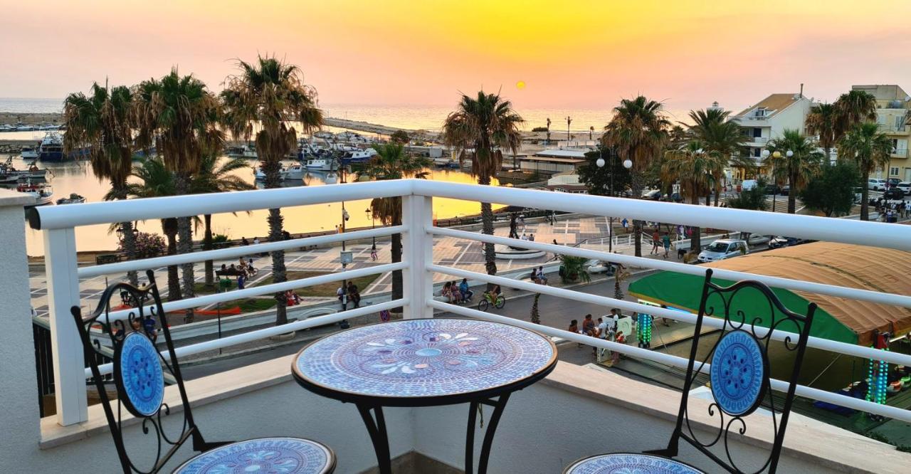 Terrazza Sul Porto Apartment Сколити Екстериор снимка